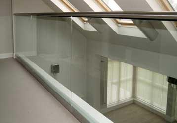 Aluminium Glass Railing